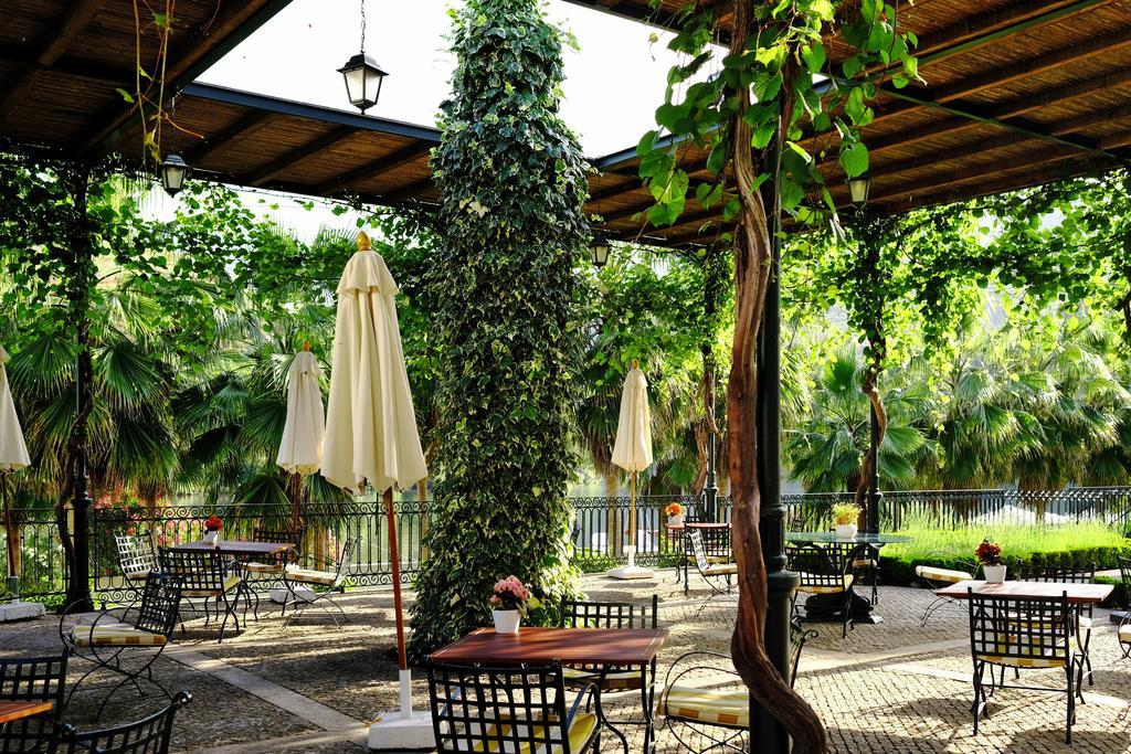 Готель The Vintage House - Douro Піньян Екстер'єр фото The pergola at the restaurant